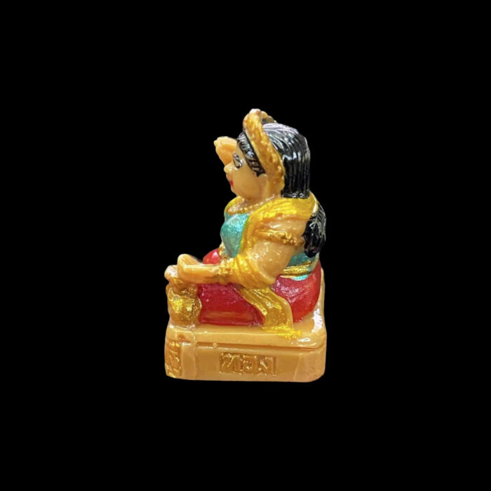 Nang Kwak Kruba Krissana1 Nang Kwak Wealth Goddess Mini Statue by Kruba Krissana 2559